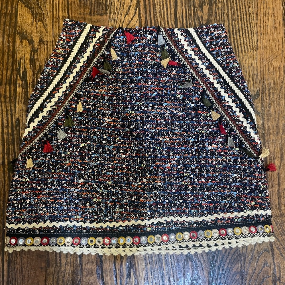 Cutest skirt. Goodnight Macaroon. EUC. Size small.